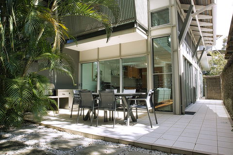 East On Byron - Whitsundays Accommodation 0