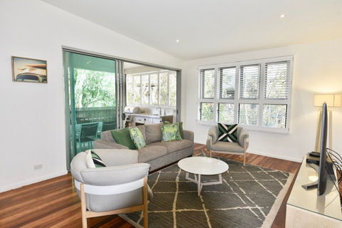 East On Byron - Whitsundays Accommodation 1