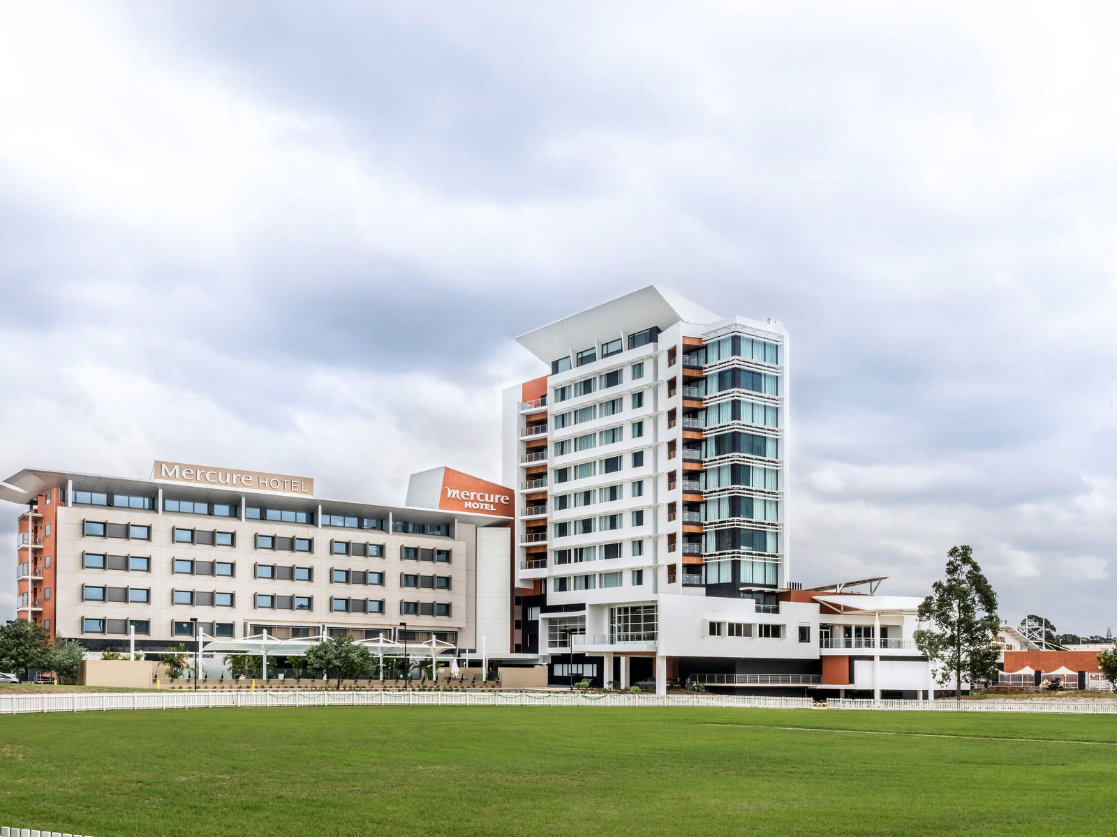 Liverpool NSW Whitsundays Accommodation