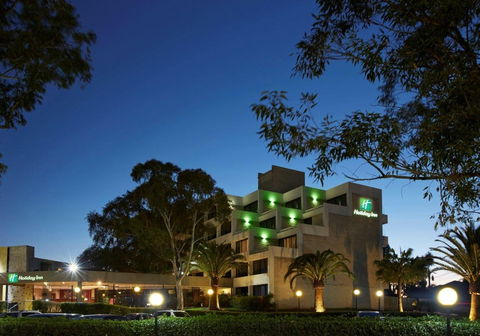 Holiday Inn Warwick Farm - Whitsundays Accommodation 1