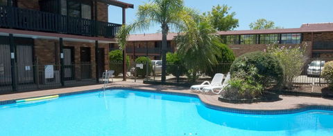 Maclin Lodge - Whitsundays Accommodation 1