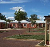 Ross Motel  Caravan Park - Whitsundays Accommodation