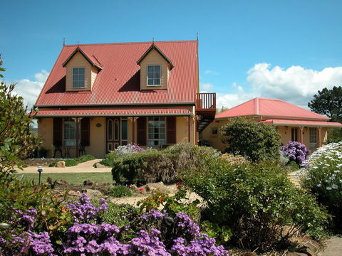 Swansea Cottages - Whitsundays Accommodation 0