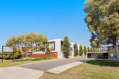 Clayton Serviced Apartments - Whitsundays Accommodation 2