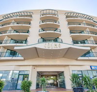 Central Cosmo Apartments - Whitsundays Accommodation