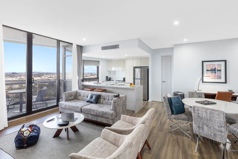 Meriton Suites Church Street, Parramatta - Whitsundays Accommodation 1