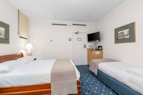 Castlereagh Boutique Hotel, Ascend - Whitsundays Accommodation 2