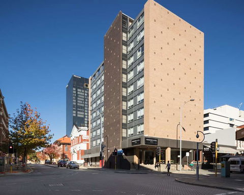 Pensione Hotel Perth - Whitsundays Accommodation 0