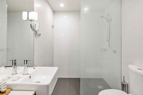 RACV Hobart Hotel - Whitsundays Accommodation 1