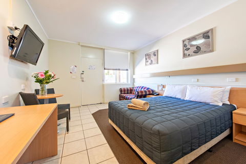 Matilda Motor Inn - Whitsundays Accommodation 2