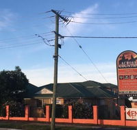 Across Country Motel  Svcd Apts - Whitsundays Accommodation