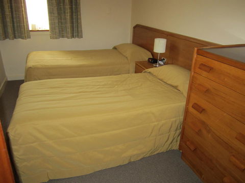 University House - ANU - Whitsundays Accommodation 36