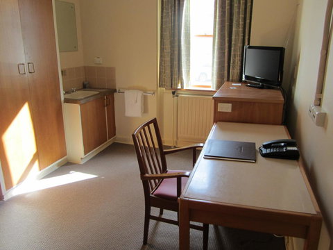 University House - ANU - Whitsundays Accommodation 44