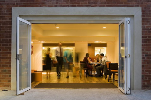 University House - ANU - Whitsundays Accommodation 25