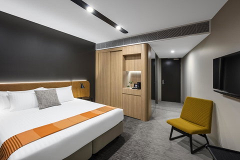 Vibe Hotel Canberra - Whitsundays Accommodation 22