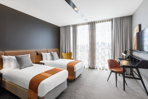 Vibe Hotel Canberra - Whitsundays Accommodation 27