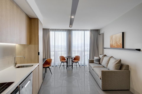 Vibe Hotel Canberra - Whitsundays Accommodation 44