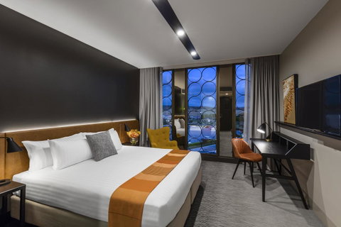 Vibe Hotel Canberra - Whitsundays Accommodation 21