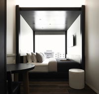 Little National Hotel - Whitsundays Accommodation