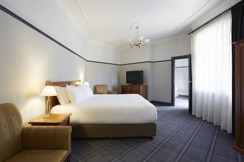 Brassey Hotel - Managed By Doma Hotels - Whitsundays Accommodation 7