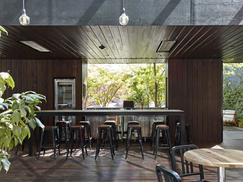Brassey Hotel - Managed By Doma Hotels - Whitsundays Accommodation 27