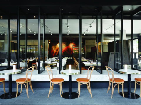 Brassey Hotel - Managed By Doma Hotels - Whitsundays Accommodation 24