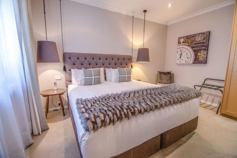 De Russie Boutique Hotel - Whitsundays Accommodation 16