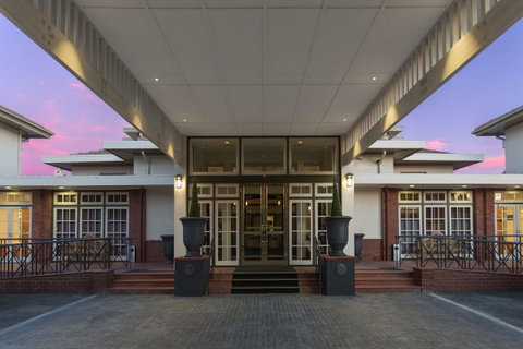 Hotel Kurrajong Canberra - Whitsundays Accommodation 22