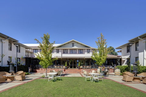 Hotel Kurrajong Canberra - Whitsundays Accommodation 0