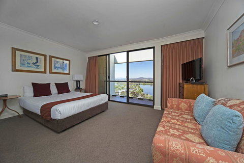 BreakFree Capital Tower Apartments - Whitsundays Accommodation 34