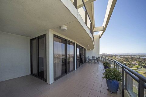 BreakFree Capital Tower Apartments - Whitsundays Accommodation 33