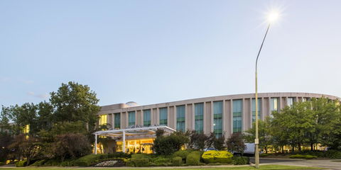 Rydges Canberra - Whitsundays Accommodation 17