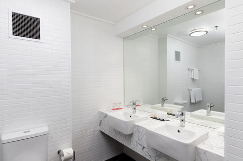 Rydges Canberra - Whitsundays Accommodation 33