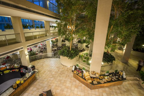 Rydges Canberra - Whitsundays Accommodation 27