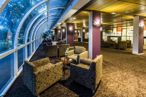 Rydges Canberra - Whitsundays Accommodation 12