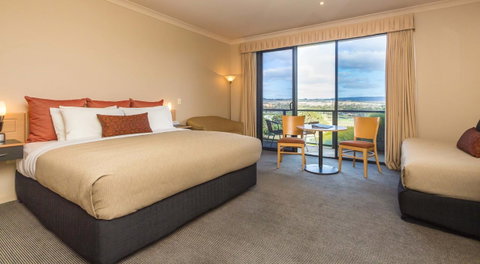 McCracken Country Club - Whitsundays Accommodation 11