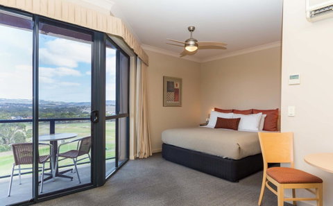 McCracken Country Club - Whitsundays Accommodation 16
