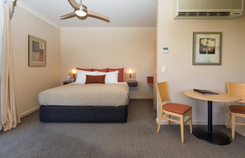 McCracken Country Club - Whitsundays Accommodation 17
