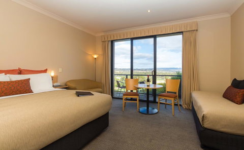 McCracken Country Club - Whitsundays Accommodation 12