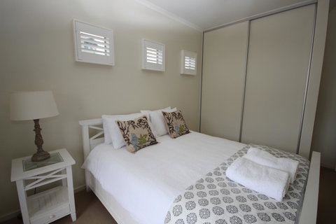 Wallaroo Marina Apartments - Whitsundays Accommodation 41