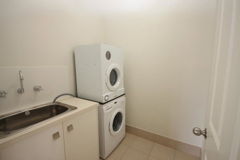 Wallaroo Marina Apartments - Whitsundays Accommodation 40