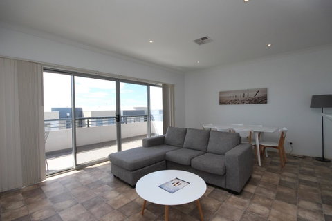 Wallaroo Marina Apartments - Whitsundays Accommodation 25