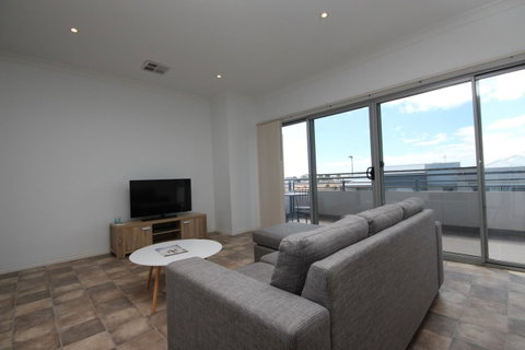 Wallaroo Marina Apartments - Whitsundays Accommodation 26