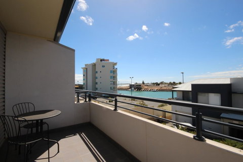 Wallaroo Marina Apartments - Whitsundays Accommodation 23