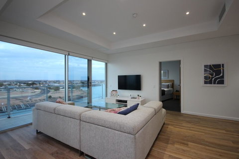 Wallaroo Marina Apartments - Whitsundays Accommodation 3