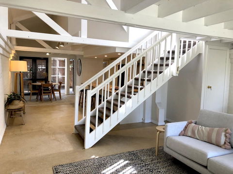 The Loft - Beautiful Central Barossa Apartment - Whitsundays Accommodation 2
