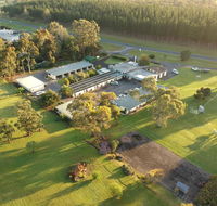 William Macintosh Motor Lodge - Whitsundays Accommodation