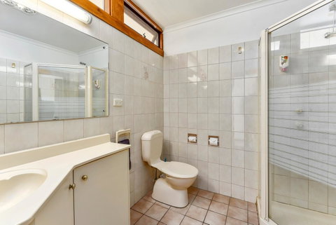 William Macintosh Motor Lodge - Whitsundays Accommodation 15