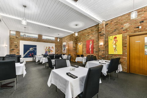 William Macintosh Motor Lodge - Whitsundays Accommodation 40