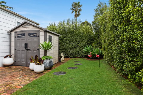 Ainslie Roberts Drive Retreat - Whitsundays Accommodation 11
